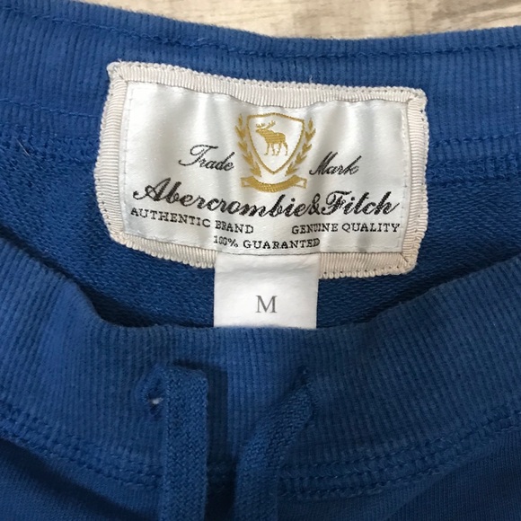 Abercrombie & Fitch cropped Capri sweats - Picture 3 of 3